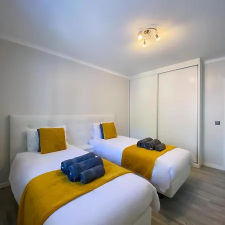 Village Square Coastal 2f Machico (Madeira)