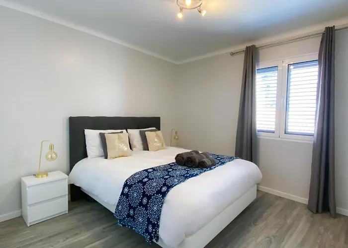 Apartment Village Square Coastal 2f Machico (Madeira)